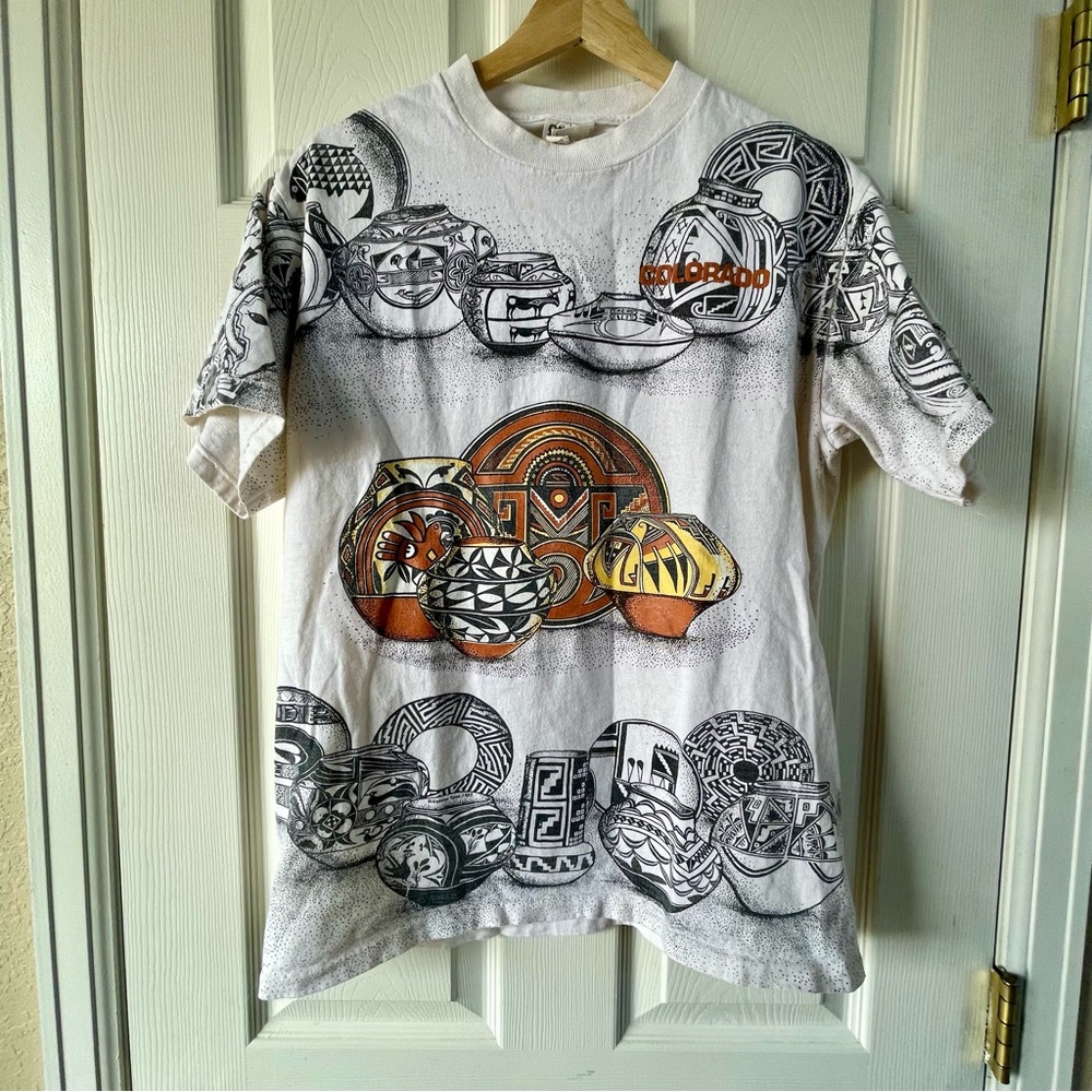 VINTAGE 90s Colorado Southwest Pottery Tee M